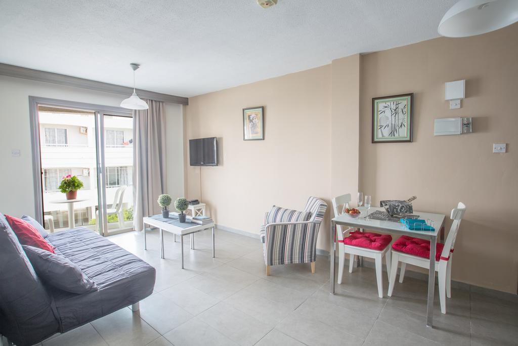 Merab Napa Suites Айя-Напа Экстерьер фото