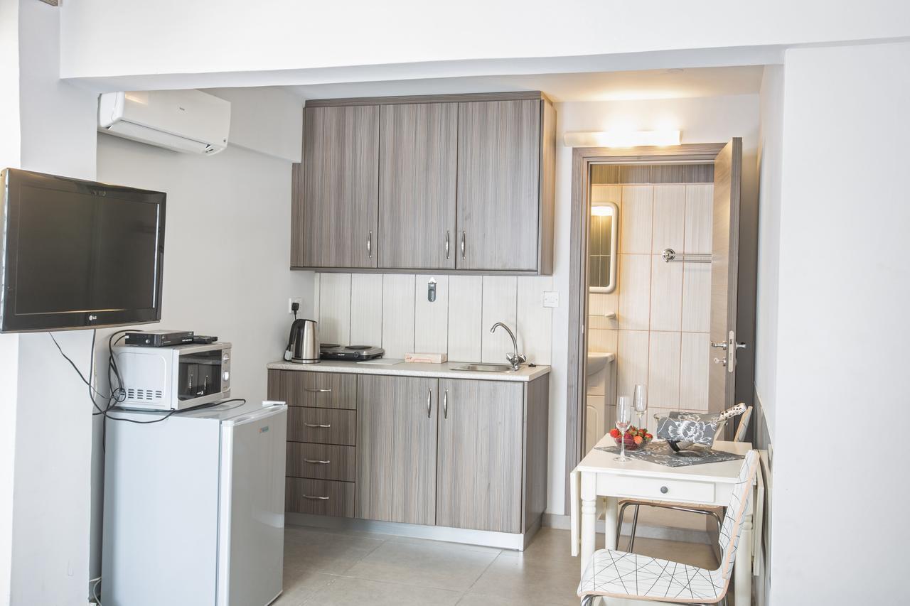 Merab Napa Suites Айя-Напа Экстерьер фото