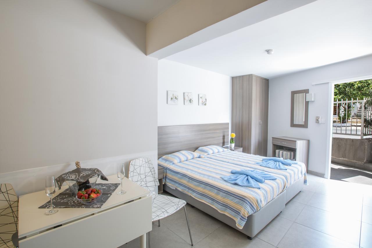 Merab Napa Suites Айя-Напа Экстерьер фото